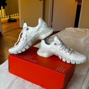 Nike Women's White Athletic Shoes